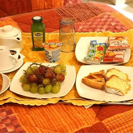 Отель Scigliano 3*