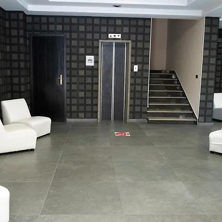 Scigliano 3*