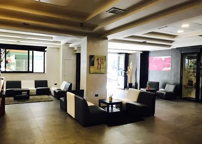 酒店 Scigliano 罗萨诺