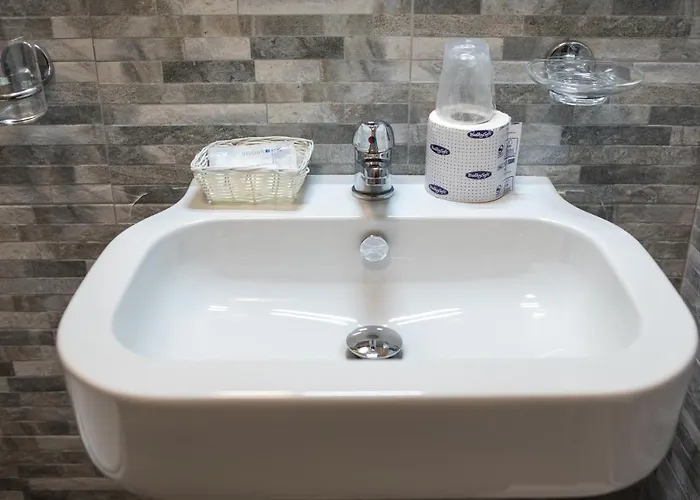 酒店 Scigliano 罗萨诺